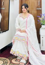 .Shada Bahar Gharara Set