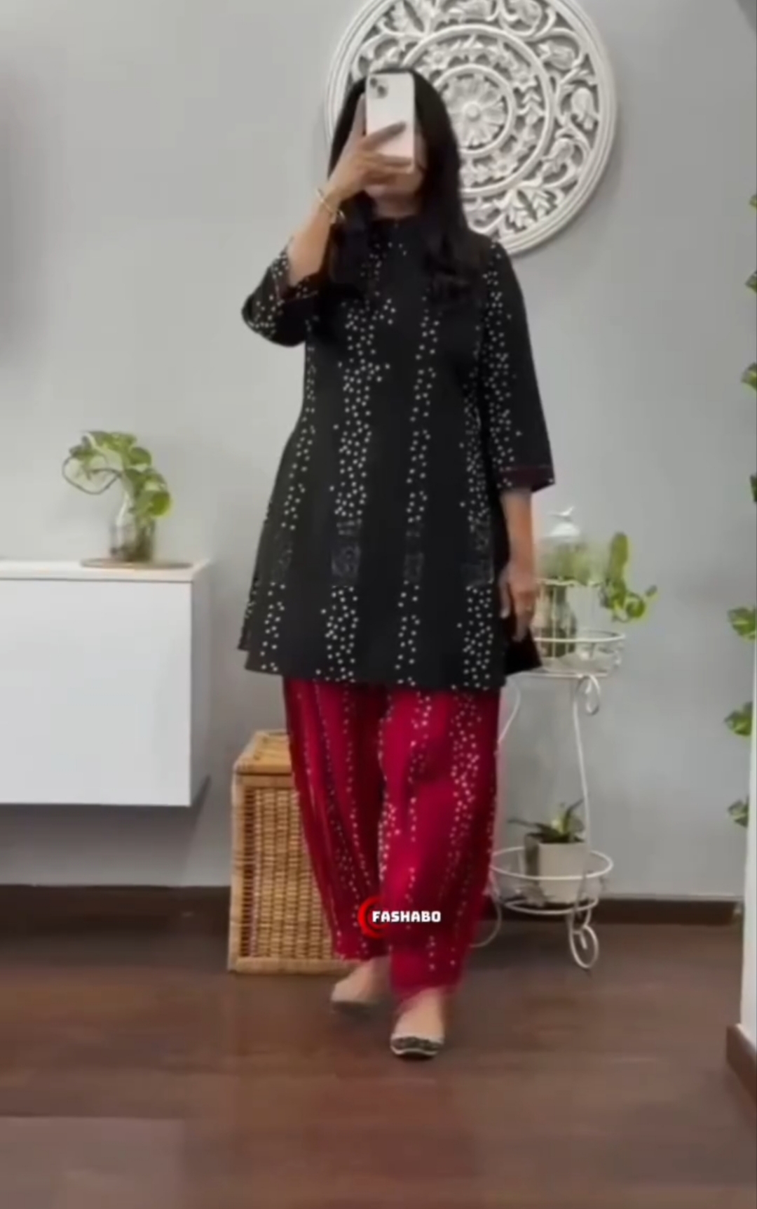 IMG_20260412_202301 .Womens rayon printed designer kurti with paint set | ethnic kurti set - Image 1