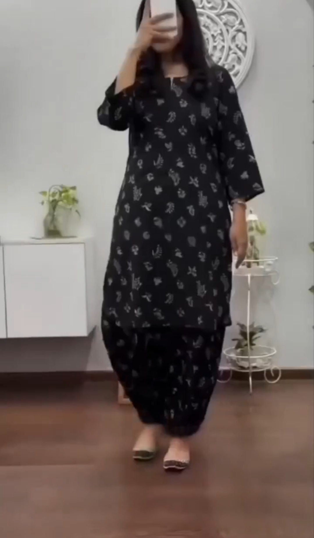 IMG_20260412_202339 .Womens rayon printed designer kurti with paint set | ethnic kurti set - Image 1